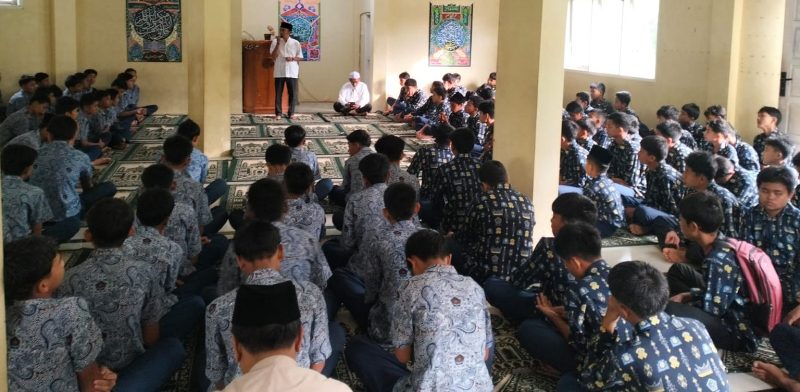 “Dari Madrasah Menuju Peradaban: Forum Ar-Rijal MTsN 10 Tanah Datar Cetak Generasi Pemimpin Masa Depan”