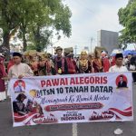 Pesona Adat Minangkabau dalam Pawai Alegoris, MTsN 10 Tanah Datar Usung Tema “Manampuah Karumah Mintuo”